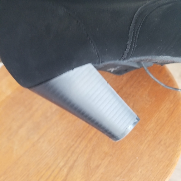 Black Fur Booties - Picture 4 of 5